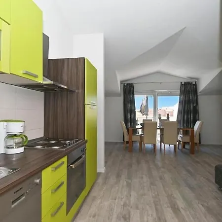 With Parking Space Mavarstica, Ciovo - 20073 Appartement Trogir