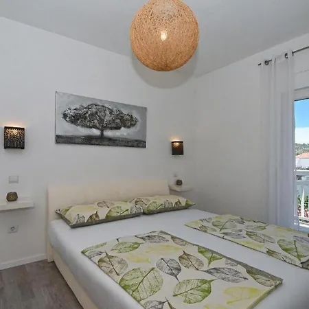 With Parking Space Mavarstica, Ciovo - 20073 Apartman